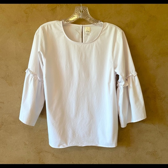 Practically New a.moon White Bell Sleeve Top - Picture 3 of 4